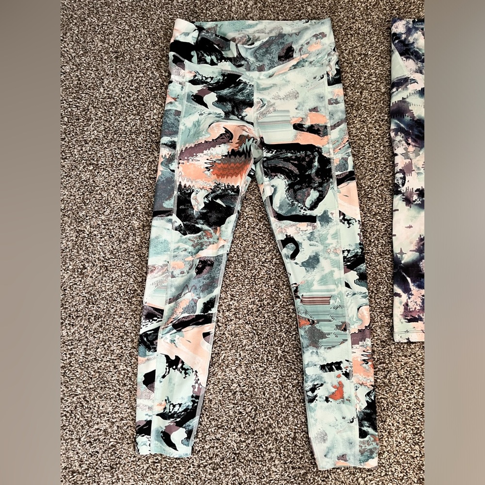 Bundle of Women’s Under Armour compression pants
